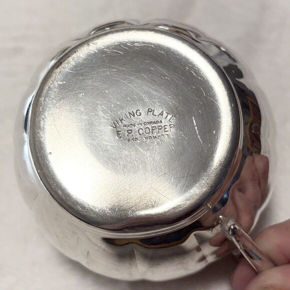 Vintage Ornate Silver Plate Creamer & Sugar Lot – Viking, WM Rogers, Mixed - Picture 4 of 16